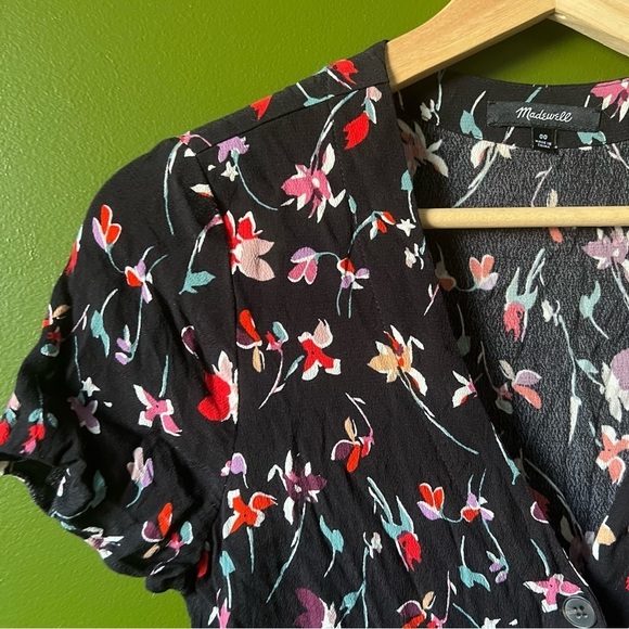 MADEWELL V-Neck Button-Front Mini Dress in Drifting Flowers SIZE 00 - Picture 6 of 10